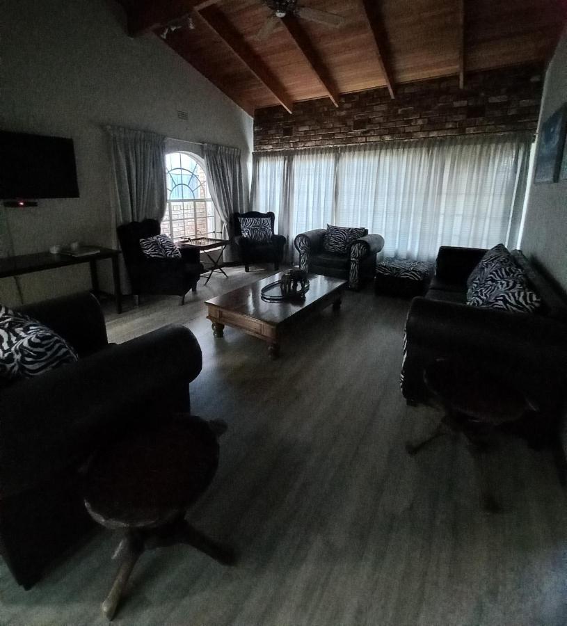 Kruger'S Guest House White River Dış mekan fotoğraf